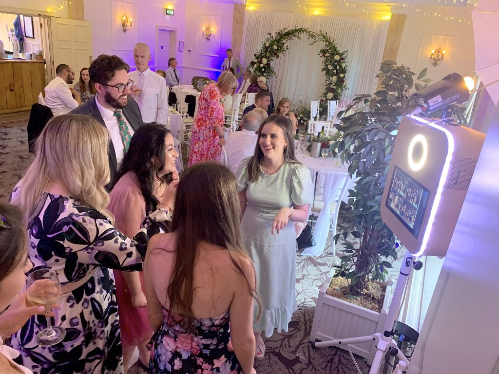 photobooth-kiosk-careys-manor-wedding