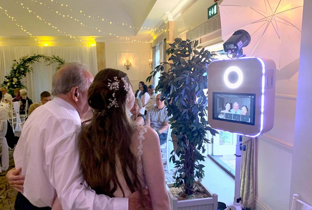 photobooth-kiosk-careys-manor-wedding-dj
