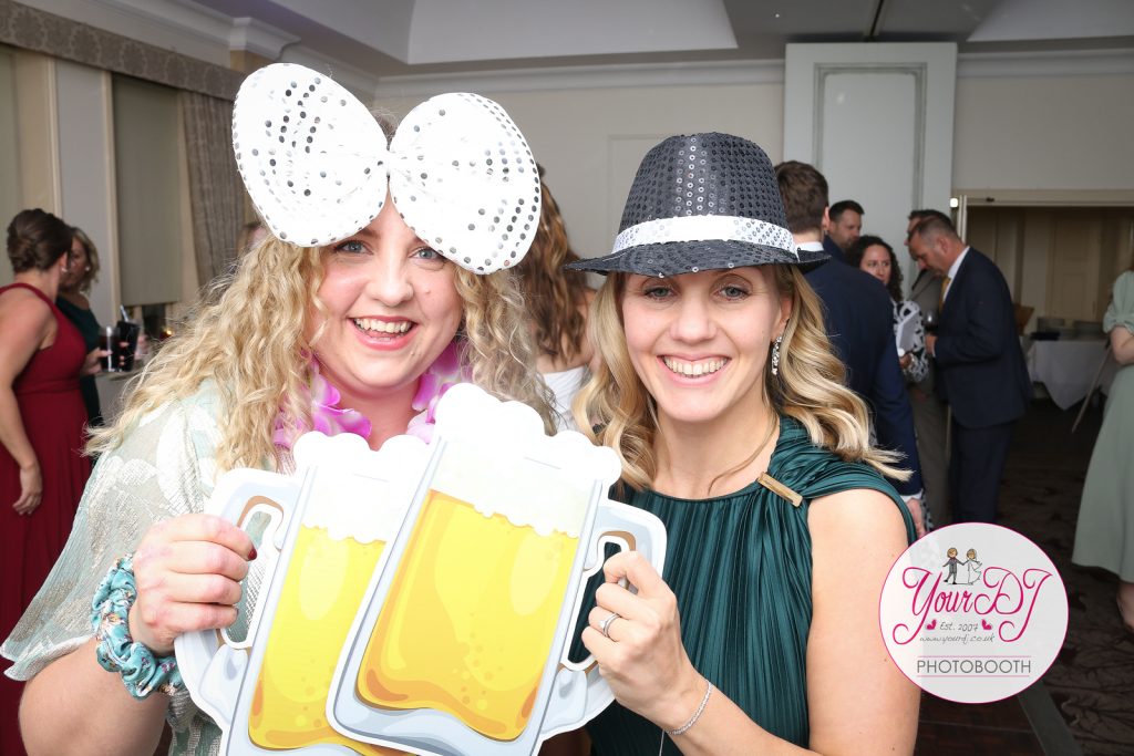 Kiosk photo booth hire hampshire