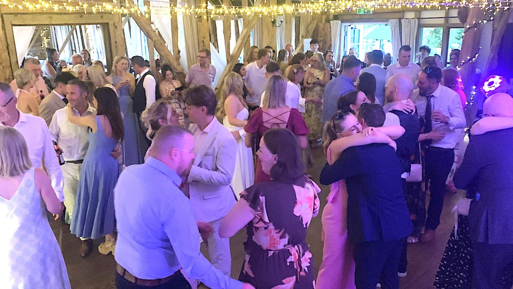 ClockBarn-Hampshire-wedding-venue-4
